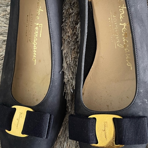 Salvatore Ferragamo Blue suede 6.5 B - Picture 4 of 6